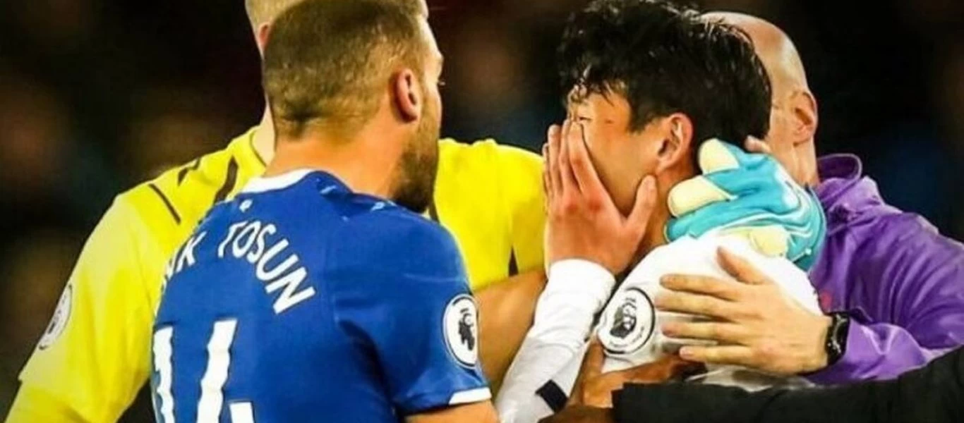 Σοκ από τον τραυματισμό του Αντρέ Γκόμεζ - Σήμερα το χειρουργείο για τον Πορτογάλο επιθετικό της Έβερτον (βίντεο)